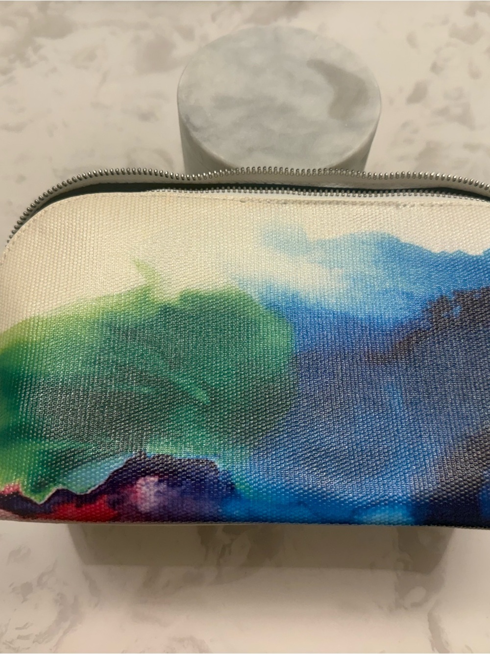 La Mer Multicolor Canvas Cosmetic Pouch - Blue Green White